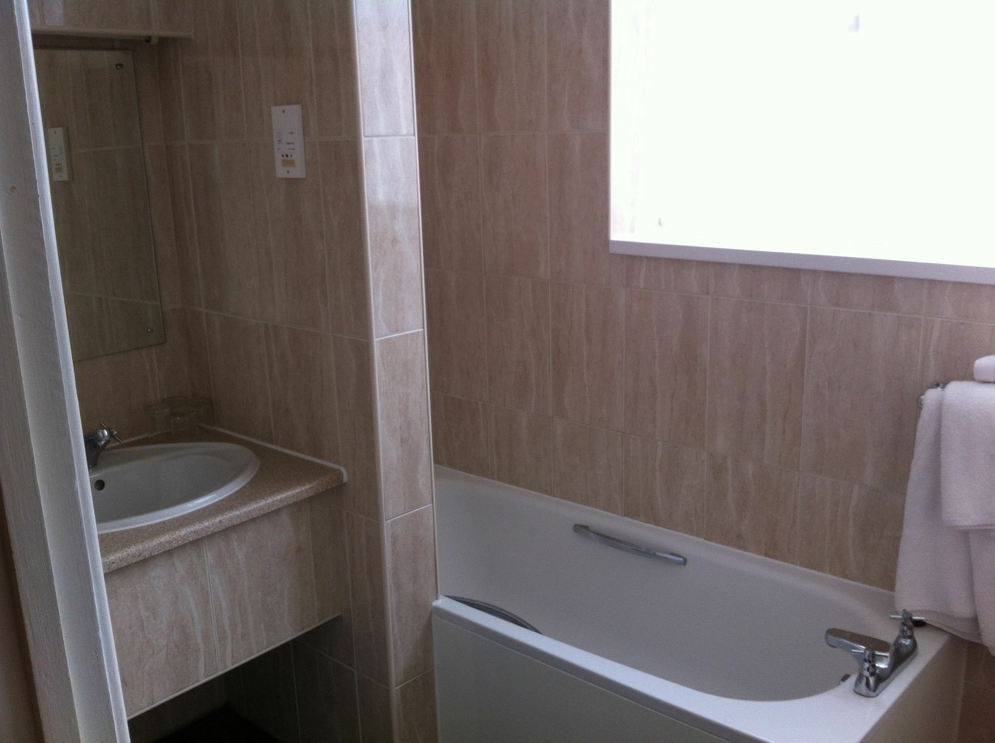 The Town & Country Lodge Dundry Екстер'єр фото