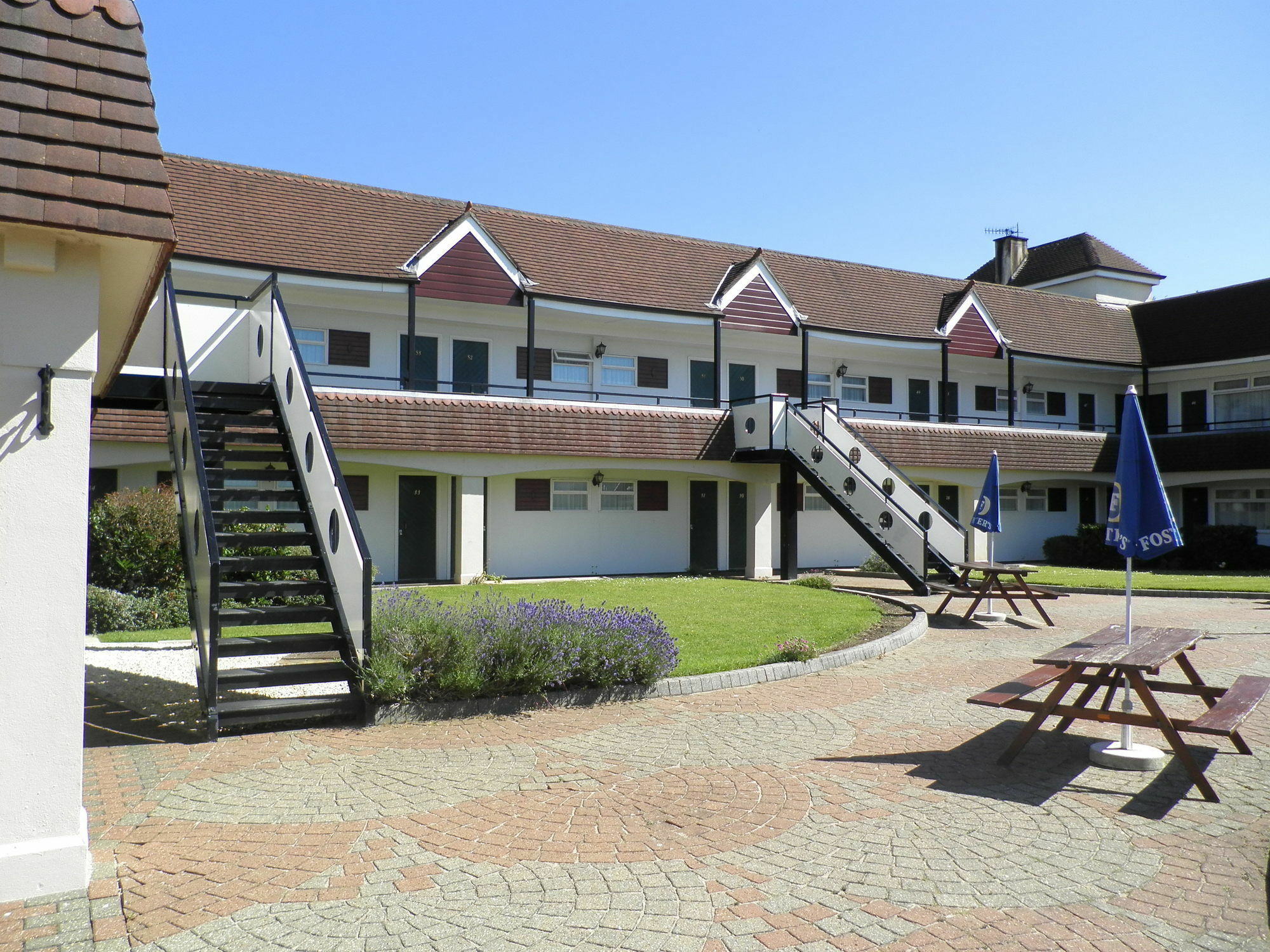The Town & Country Lodge Dundry Екстер'єр фото